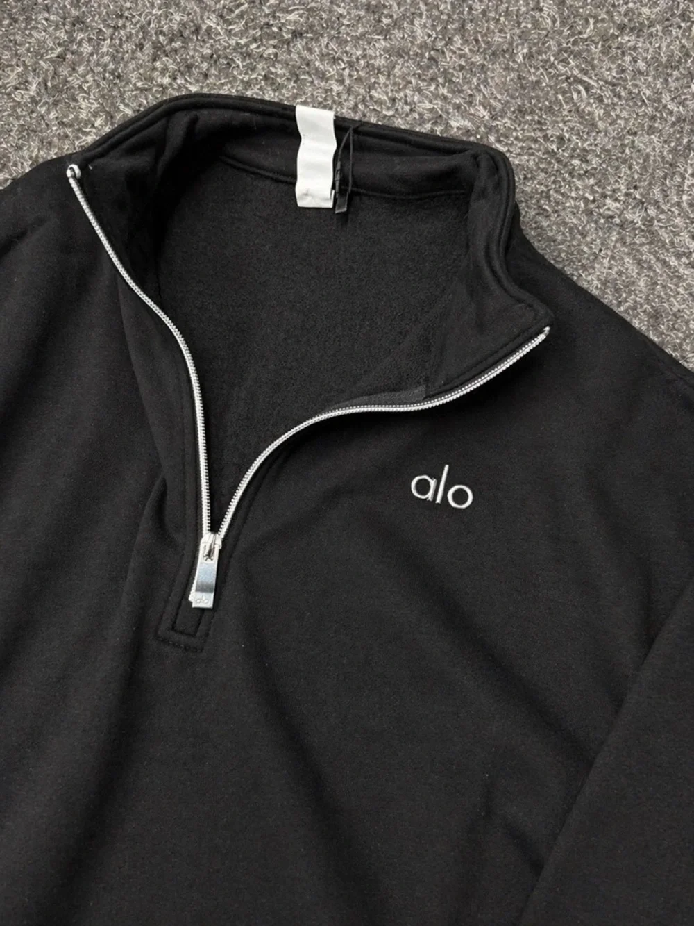 ALO Yoga Men's Black Quarter Zip Pullover Sweatshirt - Picture 2 of 3
